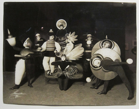 Bauhaus Stage Costumes - Retronaut | History 2[+or less 3].0 | Scoop.it