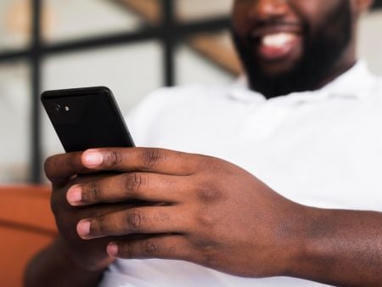 AFRIQUE : Comment le boom de l&rsquo;IA menace le smartphone &agrave; 20 dollars dont le continent a besoin | AFRIQUES | Scoop.it