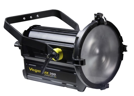 VegaLux 300 StudioLED FRESNEL 12” 300W BiCOLOR Motorized Zoom DMX Dimmable | Cinescopophilia | SONY PHOTO & VIDEO | Scoop.it
