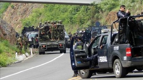 Los dos gobiernos de #México: el legal y el narco - The Guardian | Noticias en español | Scoop.it