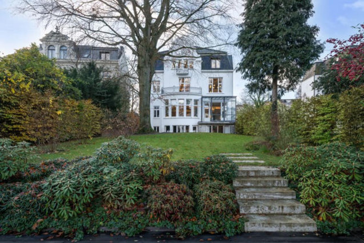 Architect of Several Hamburg, Germany, Landmarks Designed This 1905 Waterfront Villa, Now Asking &euro;22 Million | Real Estate Report | Scoop.it