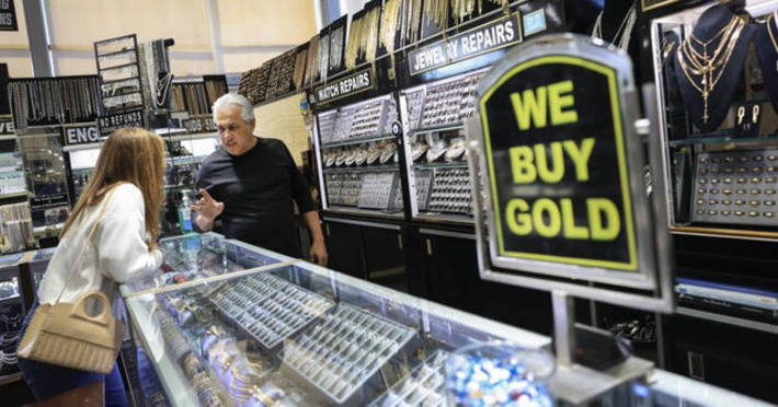 Gold has taken a dive this month, but billionaire Thomas Kaplan says he has &lsquo;every reason in the world&rsquo; to stay invested | Family Office & Billionaire Report - Empowering Family Dynasties | Scoop.it