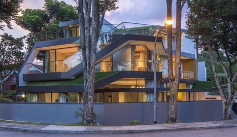 Des terrasses en pelouse pour verdir cette maison urbaine de Singapour | Immobilier | Scoop.it