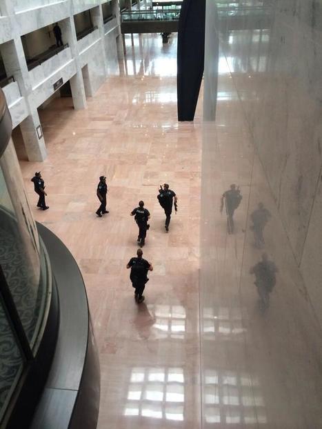 Flash Info - USA : Une fusillade il y a 1 heure, au pied du Capitol crée la panique générale ! | Informations | Scoop.it