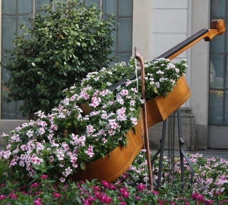 Cello planter | Recyclart | 1001 Gardens ideas ! | Scoop.it