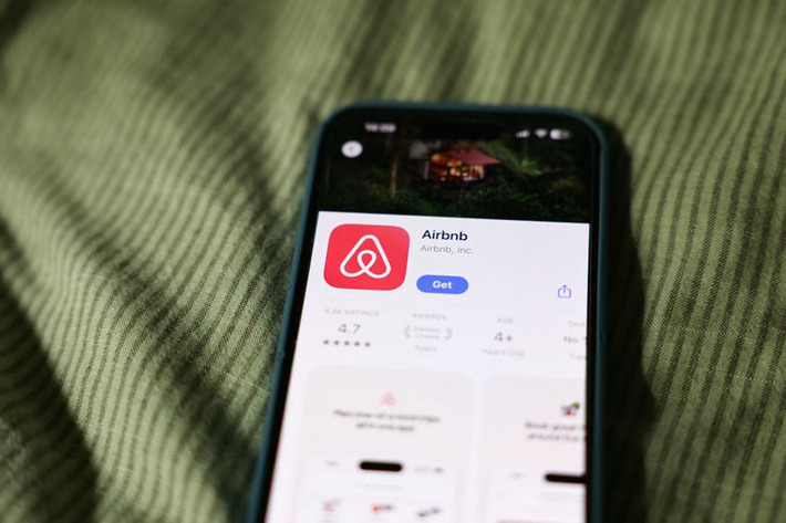 Une association &eacute;cologiste d&eacute;pose plainte &agrave; Paris contre le maintien par Bercy de la niche fiscale Airbnb | Veille touristique | Scoop.it
