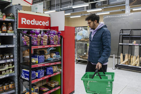 Households below the Minimum Income Standard: 2008-2021 | In the news: data in the UK Data Service collection across the web | Scoop.it