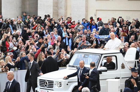 Pope at Audience: The Resurrection is the remedy to sadness - Vatican News | Christian Spiritual Counseling | Scoop.it