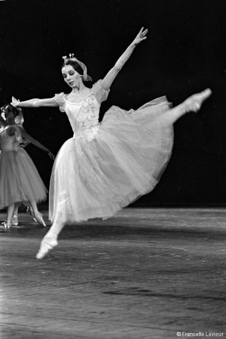 D&eacute;c&egrave;s de Wilfride Piollet | Revue de presse th&eacute;&acirc;tre | Scoop.it