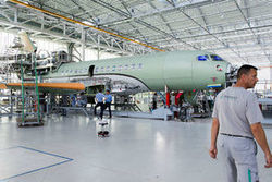 Les commandes de jets de Dassault Aviation red&eacute;marrent - A&eacute;ronautique - D&eacute;fense | A&eacute;ronautique-Spatial-D&eacute;fense &agrave; Bordeaux et en Gironde | Scoop.it