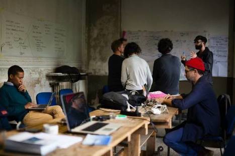 Diverting Funds from Wall St to the Commons: Robin Hood Co-op | P2P Foundation | Peer2Politics | Scoop.it