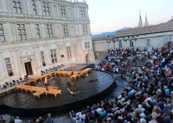 Grignan : Du théâtre ambitieux et populaire | Revue de presse théâtre | Scoop.it