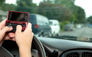 Texting Teens: Typing Replaces Talking [INFOGRAPHIC] | Learning & Technology News | Scoop.it