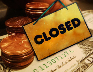 La 'indignaci&oacute;n' contin&uacute;a: otros 84.000 estadounidenses cierran sus cuentas bancarias&nbsp;&ndash;&nbsp;RT | Agenda 2030 | Scoop.it