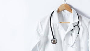 Kymmeni&auml; hoitajia ja l&auml;&auml;k&auml;reit&auml; menetti oikeutensa &ndash; m&auml;&auml;r&auml; kasvussa | Demokraatti.fi | 1Uutiset - Lukemisen t&auml;hden | Scoop.it