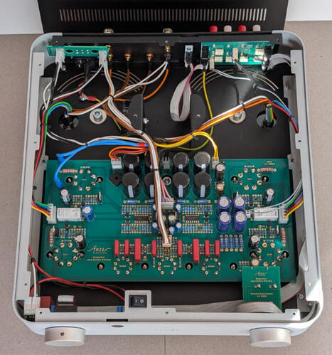 Test Fezz Luna : un int&eacute;gr&eacute; st&eacute;r&eacute;o tr&egrave;s &eacute;l&eacute;gant qui apporte de la fra&icirc;cheur &agrave; l'amplification Hifi &agrave; tubes | ON-TopAudio | Scoop.it