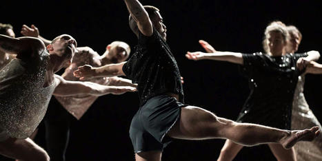 Thomas Lebrun fait danser les morts et les vivants en « grand format » | Revue de presse théâtre | Scoop.it
