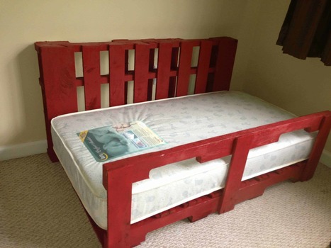 pallet bed for kid