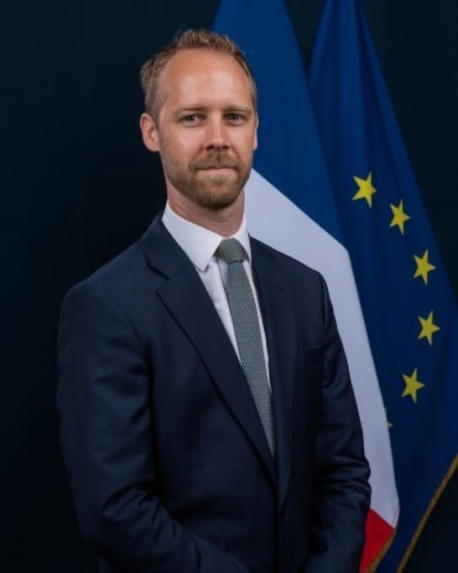 Portrait : Adrien Facon, Directeur de l&rsquo;Agence de l&rsquo;innovation de d&eacute;fense | DEFENSE NEWS | Scoop.it