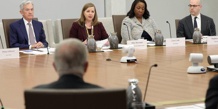 Trump Admin Readies Big Gift for Wall Street While Waging War, Gutting Aid Programs | Wealth Advisors Report - Accumulating, Preserving, and Transitioning Wealth | Scoop.it