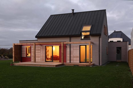 " A Cozy, Well-Sealed Cottage in Northwest France Goes Green - a.typique Patrice BIDEAU architecte " - Architecture Design  | Architecture, maisons bois & bioclimatiques | Scoop.it