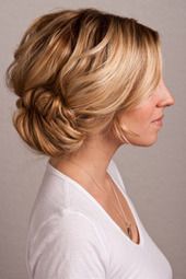 Hair Ideas: The Perfect Holiday Updo: Daily Beauty Reporter | Kapsels voor vrouwen | Scoop.it