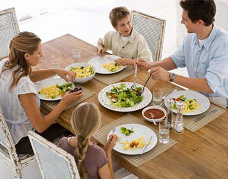 Take meals with your children for their good health | Science News | Scoop.it