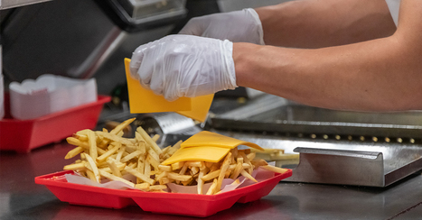 Les gants alimentaires utilisés par les plus grands fast foods du monde pourraient être toxiques | Toxique, soyons vigilant ! | Scoop.it