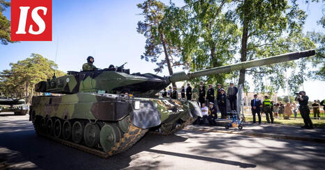 Leopard-panssarivaunu haittaa liikennettä Kolmostiellä | 1Uutiset - Lukemisen tähden | Scoop.it