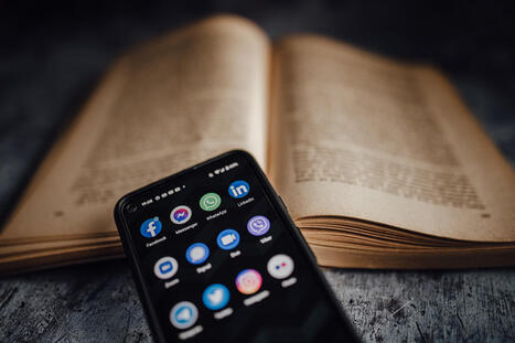 Pour financer la promotion de la lecture, taxer les r&eacute;seaux sociaux | L'actualit&eacute; des biblioth&egrave;ques | Scoop.it