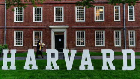 More than 12,000 Harvard alumni unite to support university legal challenge | The Student Voice | Scoop.it