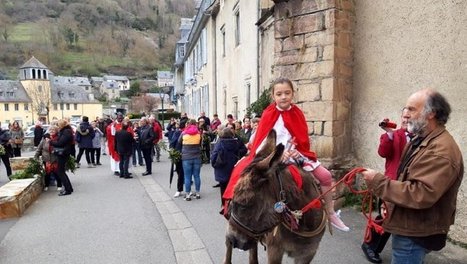 Rameaux d'antan dans le village d'Arreau | Vallées d'Aure & Louron - Pyrénées | Scoop.it