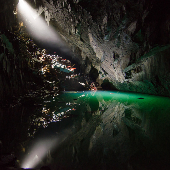 Urbex: The Carvern: Underground Car Graveyard UK | Visiting The Past | Scoop.it