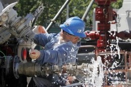 Fuel Fix » International players jump at U.S. shale: Corps bet Big Bucks | CLIMATE CHANGE WILL IMPACT US ALL | Scoop.it