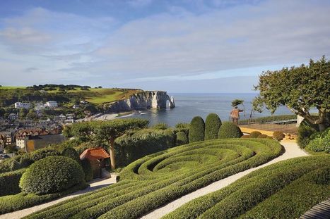 Tourisme : Étretat et ses jardins ouverts sur l'infini - Pleine vie | GREENEYES | Scoop.it