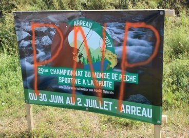 Manifestants anonymes contre le Mondial de pêche en vallée d'Aure | Vallées d'Aure & Louron - Pyrénées | Scoop.it
