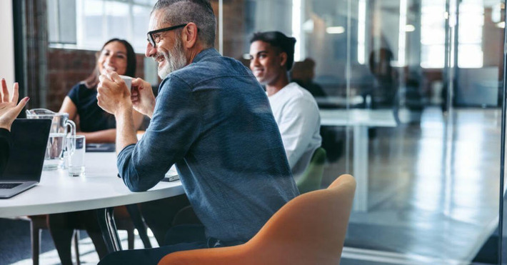 Pulling Up the Chair | Business Report - Making A Difference | Scoop.it