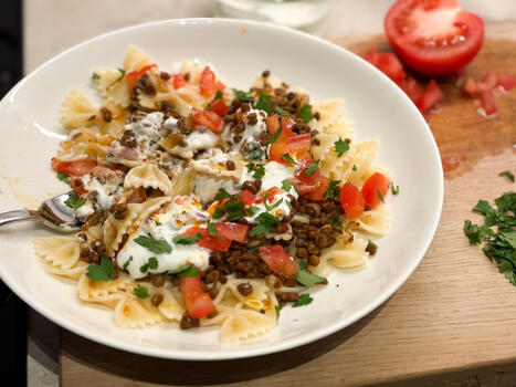 Turkkilainen pasta vegen&auml; &ndash; katso ohje "lihaisiin" linsseihin! | 1Uutiset - Lukemisen t&auml;hden | Scoop.it