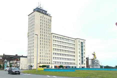 La Vigie de Charleroi est fermée depuis un an, les travaux sont au point mort: la Province cherche désormais un exploitant pour son internat - La DH/Les Sports+ | Enseignement- Formation | Scoop.it