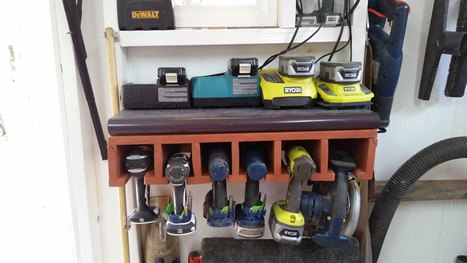 Cordless Tool Dock Made Out OF Repurposed Pallet | 1001 Pallets ideas ! | Scoop.it