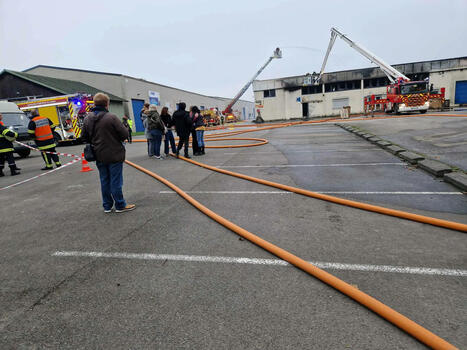 Dunkerque : Kalifrais devra repartir de zéro après le terrible incendie de sonusine de Petite Synthe #RisquesIndustriels #Continuité #Résilience | Risques industriels | Scoop.it