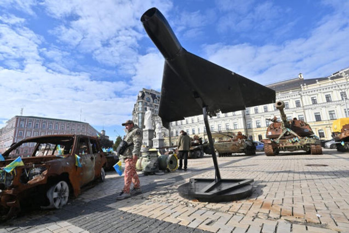 Hong Kong companies funnel Canadian tech to Russian army, report says | Technology Report - Changing Our World | Scoop.it