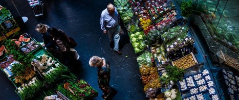 Italy passes law to send unsold food to charities instead of dumpsters | Peer2Politics | Scoop.it