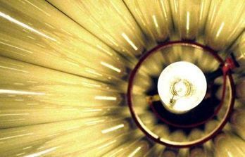 Recycled tube light | 1001 Light ideas ! | Scoop.it