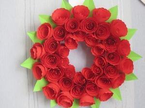 [Tuto #brico] Créer une #couronne de #fleurs en #papier pour votre dulcinée #DIY | DIY St Valentin | Scoop.it