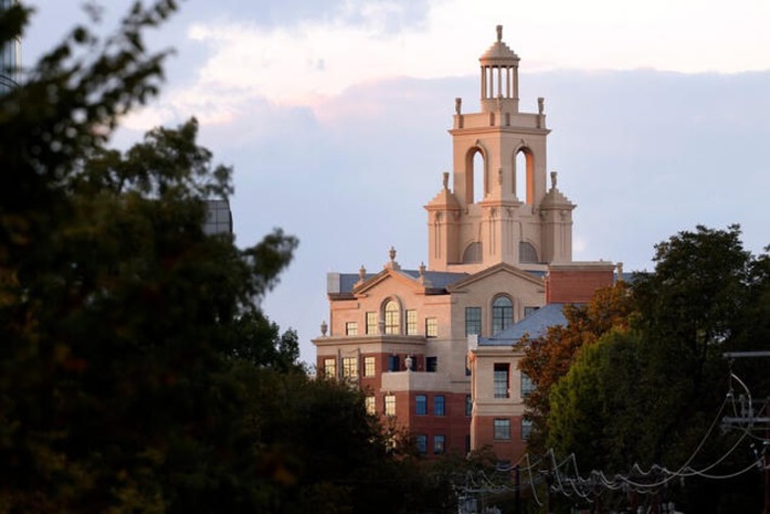 Family office mecca run by Harlan Crow lures Citadel, Kyle Bass | Family Office & Billionaire Report - Empowering Family Dynasties | Scoop.it