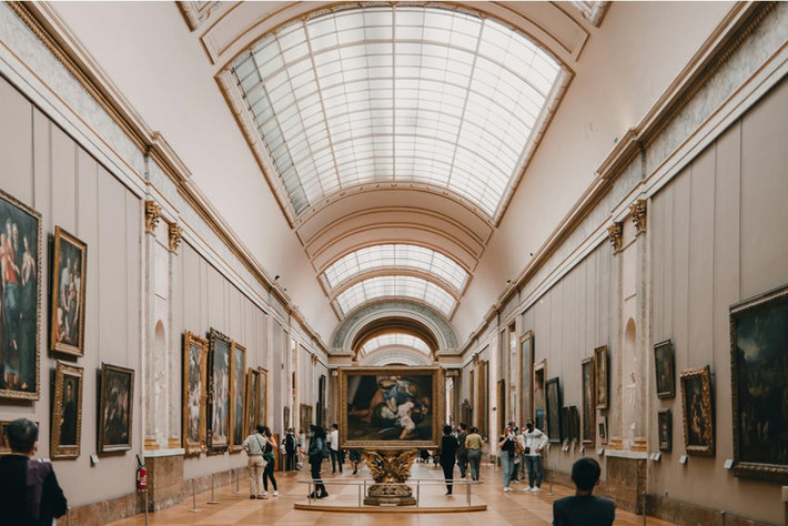Le Louvre devient bien plus cher pour les visiteurs extra-europ&eacute;ens | Chiffres cl&eacute;s, fiches march&eacute;s et &eacute;tudes | Scoop.it