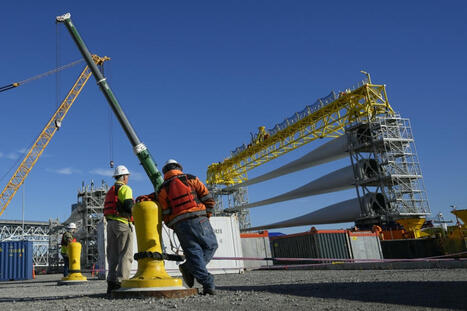 RI & CT: Trump administration halts work on an almost-finished wind farm | by Michael Copley | WBUR.org | @The Convergence of ICT, the Environment, Climate Change, EV and HEV Transportation & Distributed Renewable Energy | Scoop.it