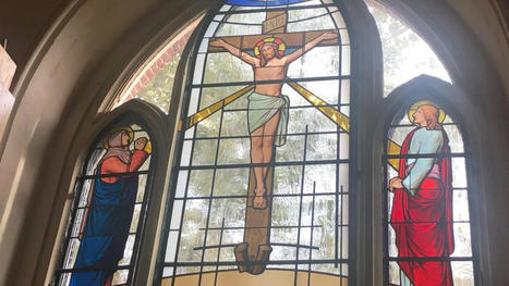 Lille: de Saint-Jo à Saint-Joseph, la Catho ressuscite le vitrail de la crucifixion | Université Catholique de Lille | Scoop.it