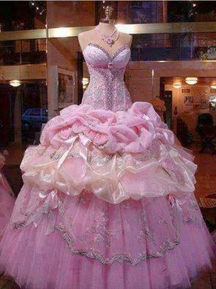 Kathryn Bernardo Gown In Her Debut | Kathniel N...